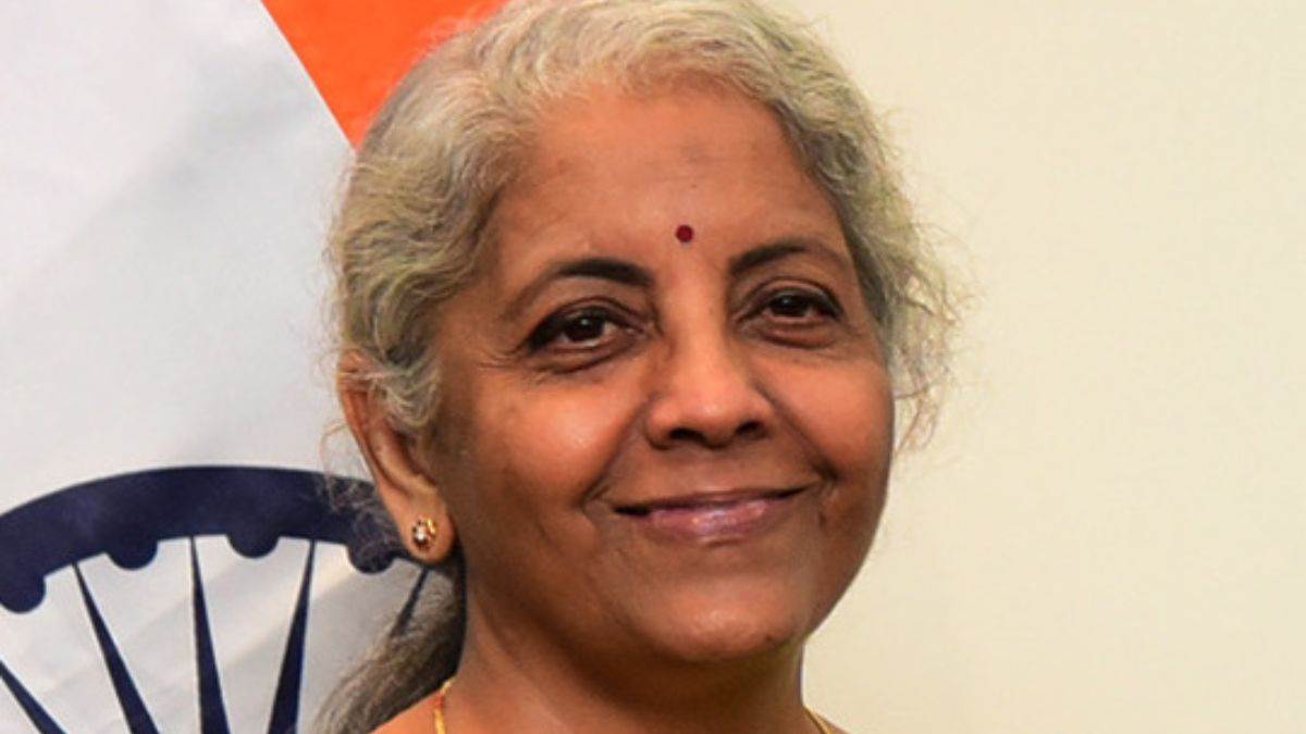 Nirmala Sitharaman Health Update: केंद्रीय वित्त मंत्री निर्मला सीतारमण की सेहत बिगड़ी, दिल्ली AIIMS में भर्ती