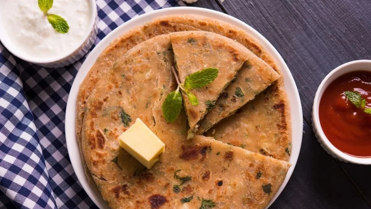 Methi Paratha: सर्दियों में मेथी का पराठा खाने से मिलेंगे ये 5 लाभ, शरीर हो जाएगा फौलाद