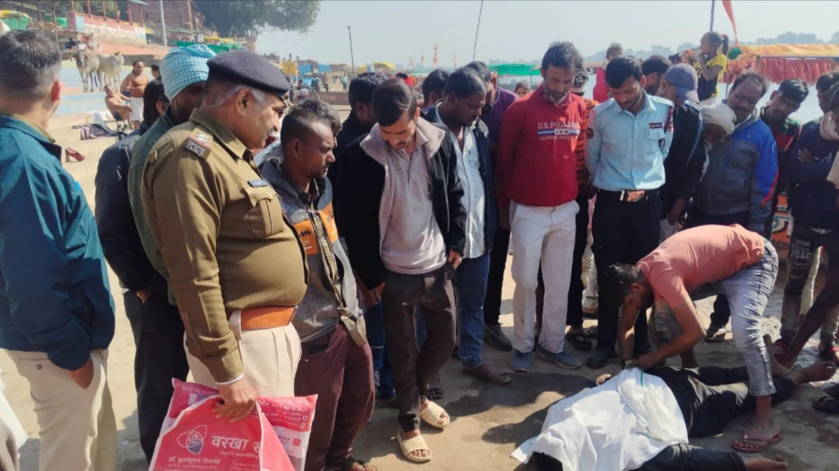 देवास में नर्मदा के पुराने पुल से हरदा के युवक ने लगाई छलांग, मौत; शव ले जाने के तरीके पर उठा विवाद