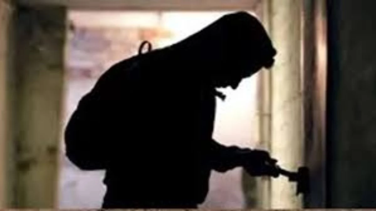 AI ने छीनी नौकरी, तो बन गए 'बंटी-बबली', इंदौर में ज्वैलरी शॉप से 16 लाख की चोरी का सनसनीखेज खुलासा