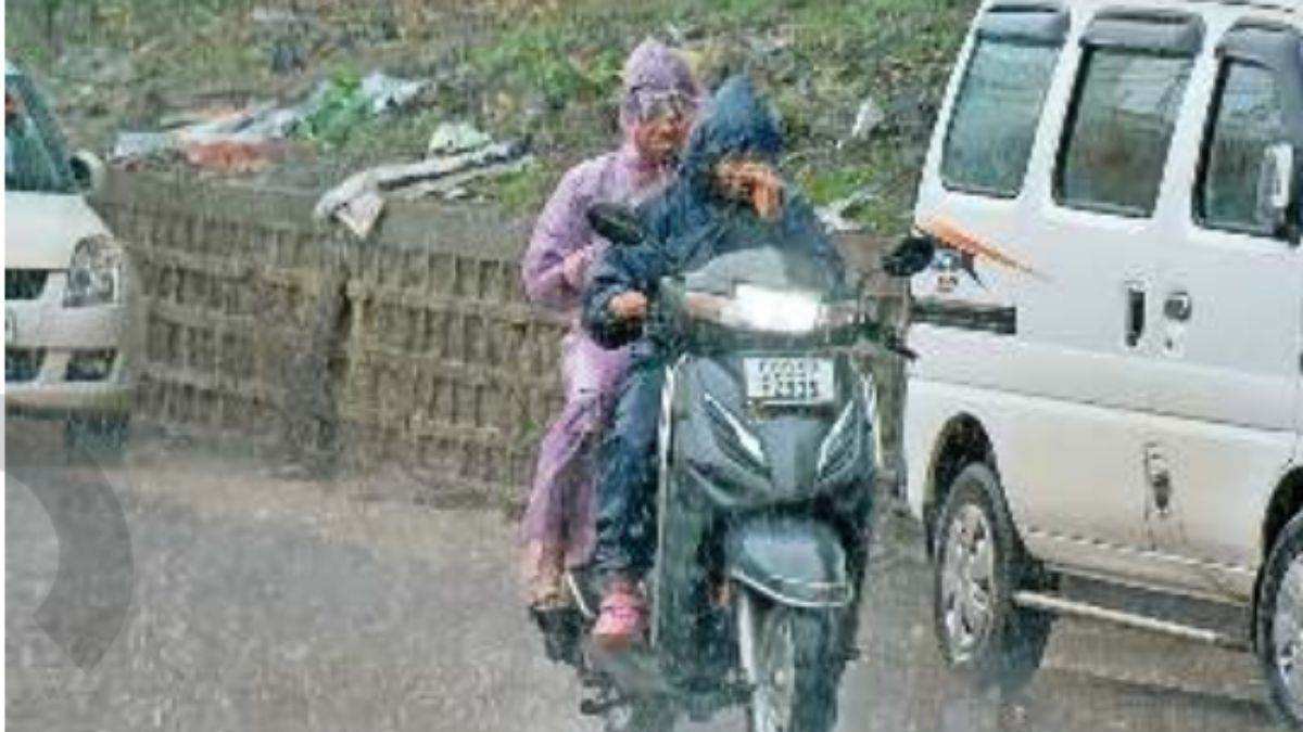 Monsoon Update: छत्तीसगढ़ में बादलों का डेरा… बस्तर, दुर्ग और रायपुर संभाग में भारी बारिश की चेतावनी, वज्रपात से सतर्क रहने की अपील