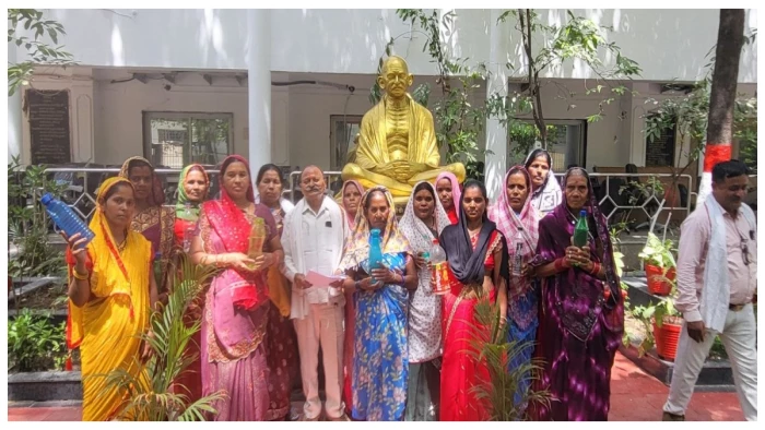 बिलासपुर में बूंद-बूंद पानी को तरसी जनता, निगम से थके तो गुहार लगाने कलेक्टर जनदर्शन पहुंचे लोग