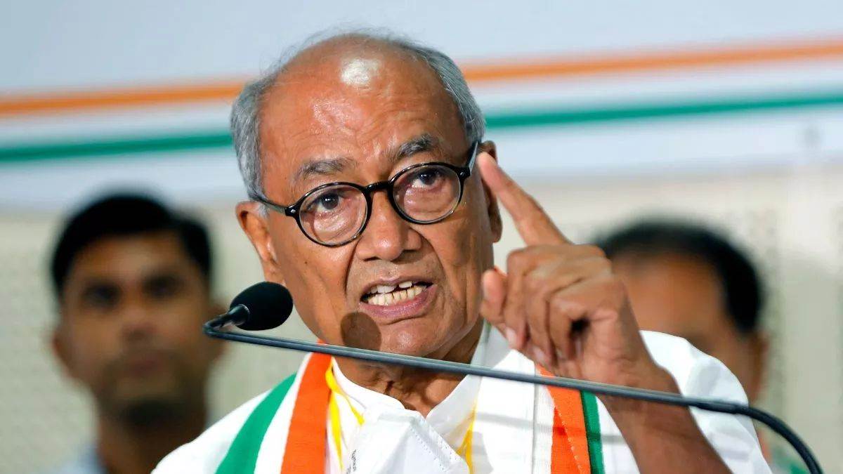 दिग्विजय सिंह ने उज्जैन जमीन मामले में मोहन सरकार के निर्णय को दी 'क्लीनचिट', कहा- ट्रस्ट को संपत्ति देने में कोई घोटाला नहीं