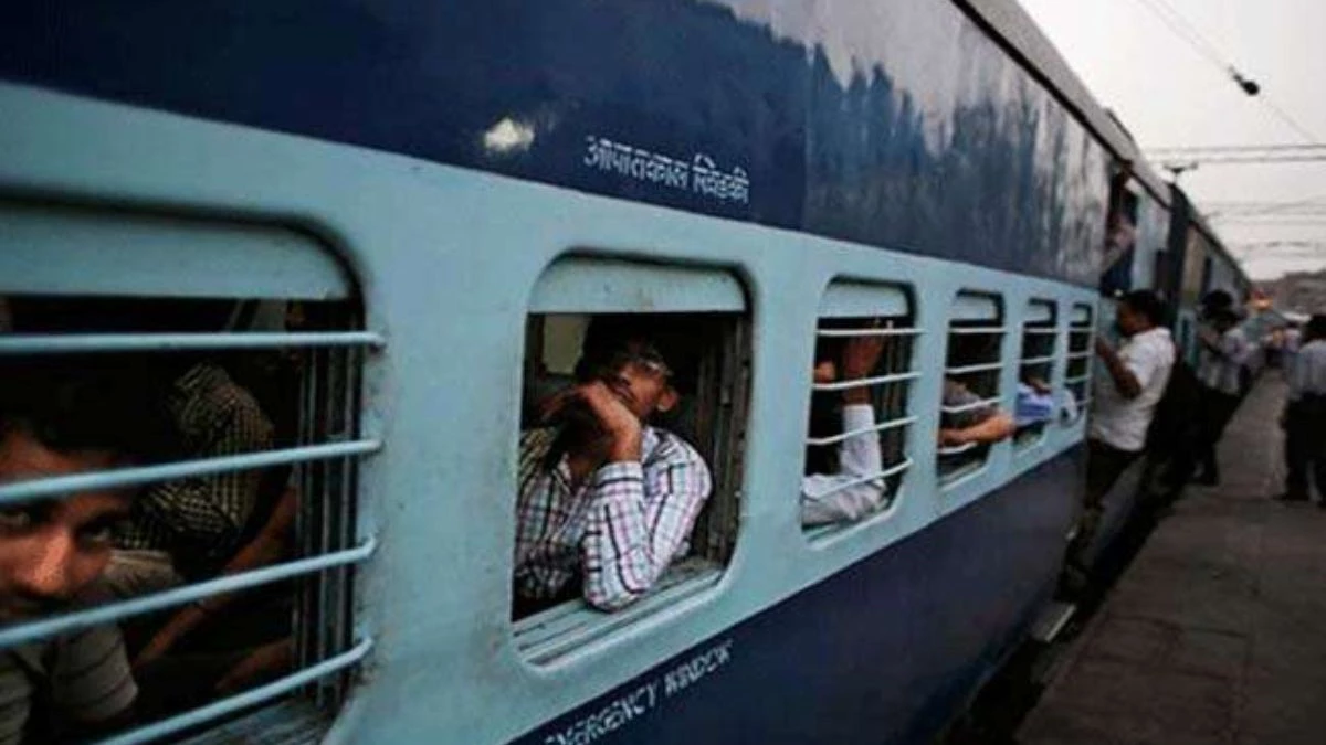 ट्रेन से कटकर हुई पुत्र की मौत, पोस्टमार्टम कराने के लिए आठ घंटे भटका पिता