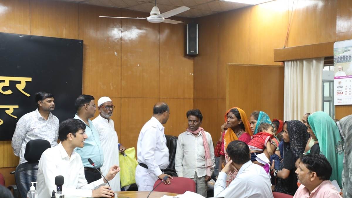 स्पोांरशिप योजना में तीन बच्चों को हर महीने मिलेगी 4-4 हजार की सहायता