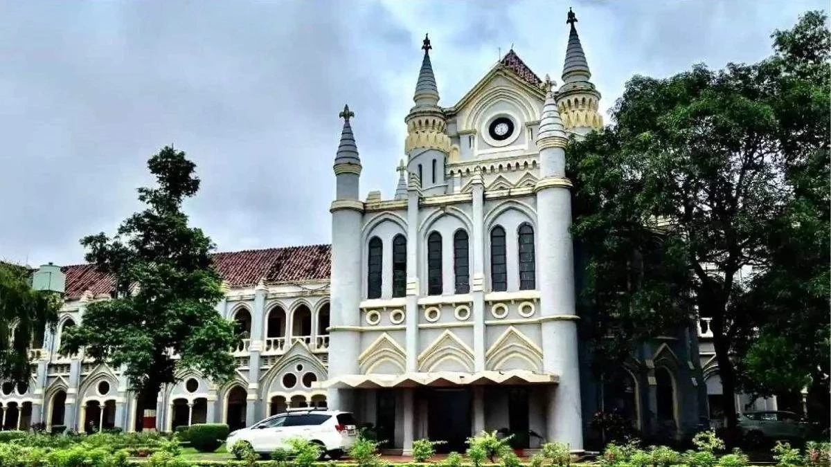 MP High Court: कान्हा में रखे जंगली हाथी को 15 दिन में छोड़ा जाएगा, विदेश से मंगाई गई कॉलर आईडी