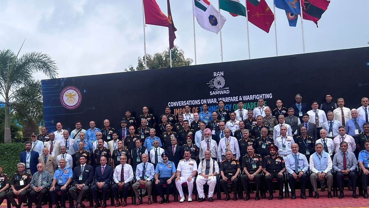 2027 तक जल, थल, वायु सेना का हर जवान होगा ड्रोन तकनीकी का ज्ञान, रक्षा मंत्री राजनाथ सिंह ने महू आर्मी वार कॉलेज में कहा