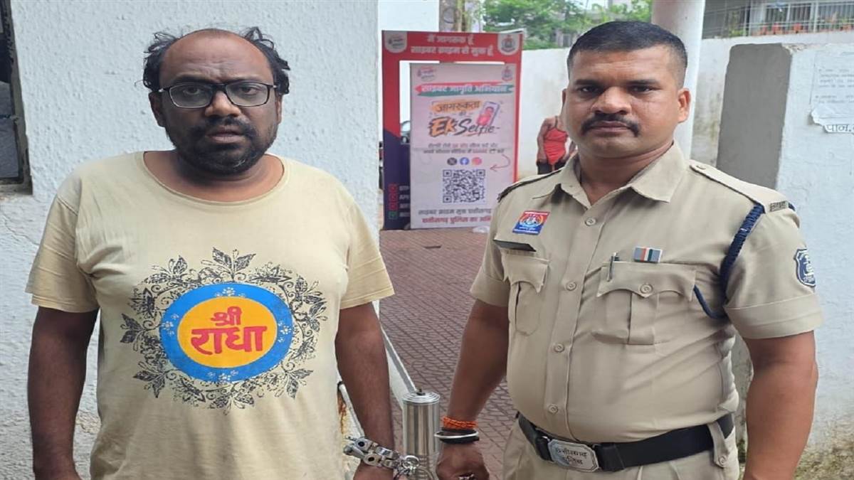 रायपुर के गुढ़ियारी में मंदिर की प्रतिमाएं तोड़ने वाला आरोपित गिरफ्तार, सोचता था कि भगवान साथ