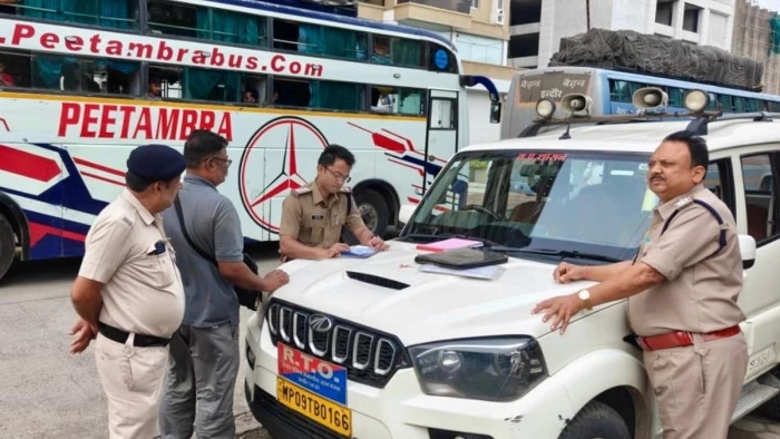 रक्षाबंधन पर इंदौर में बसों में ओवरलोडिंग और मनमाना किराया वसूलने पर कार्रवाई