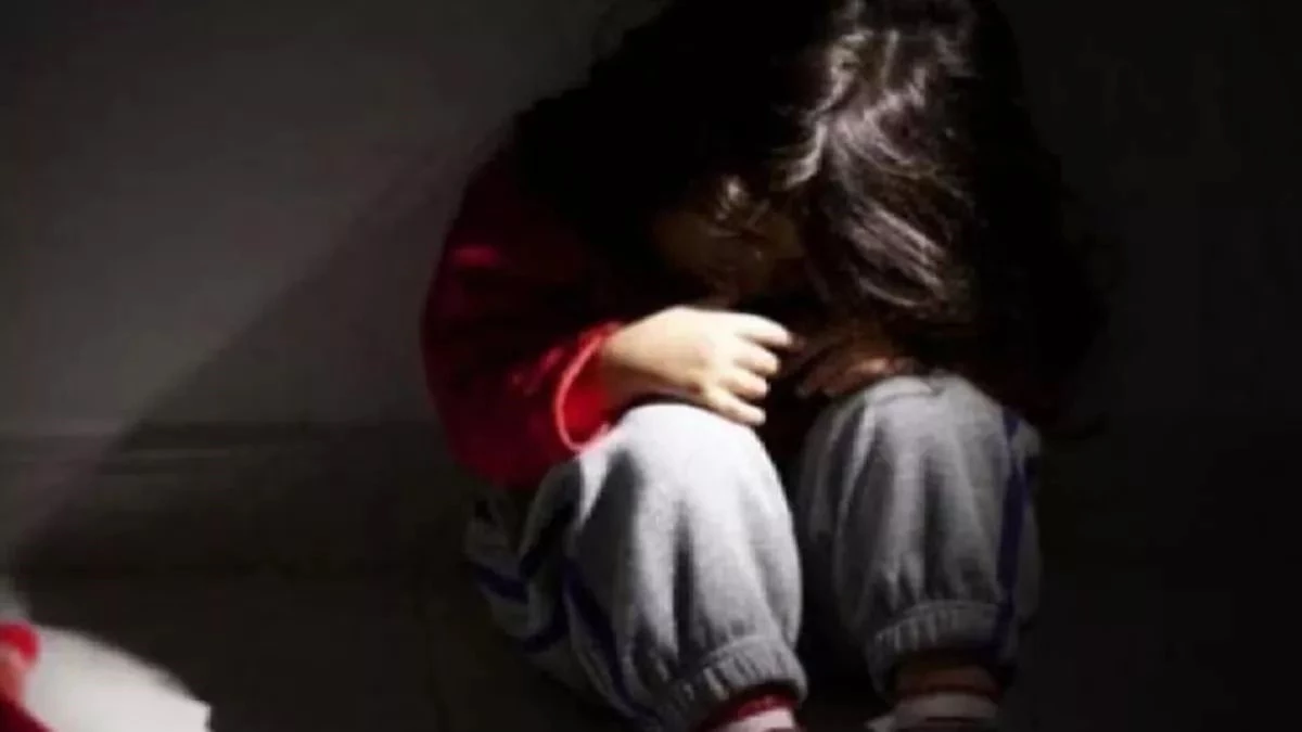 कन्याभोज में शामिल होने गई दस साल की बच्ची से दुष्कर्म, दतिया में चाचा ने पावन रिश्ते को किया शर्मसार