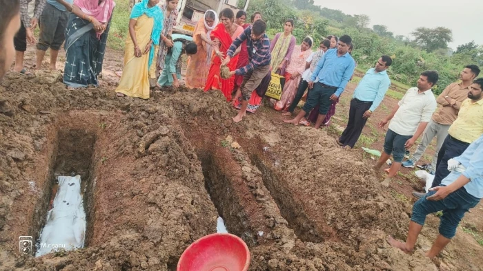 रायपुर ट्रिपल मर्डर: पति ने हत्या की, मायके और समाज ने नहीं किया अंतिम संस्कार, बेबस पिता ने मांगा सहारा