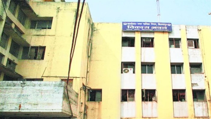 बिलासपुर निगम की संपदा शाखा में लिपिक का 'साम्राज्य' खुद को समझता था अफसर, ACB की बड़ी रेड