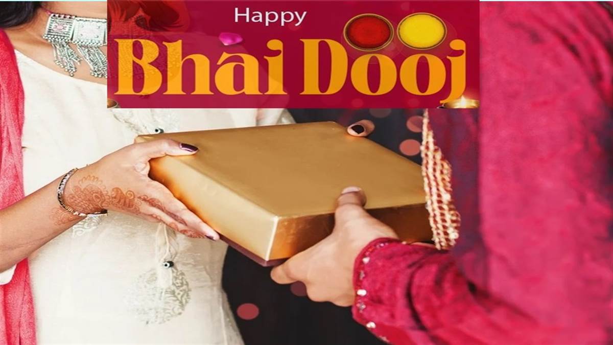 Bhai Dooj Gifts for Sisters Online | Send Bhaubeej Gift for Sister |  FlowerAura
