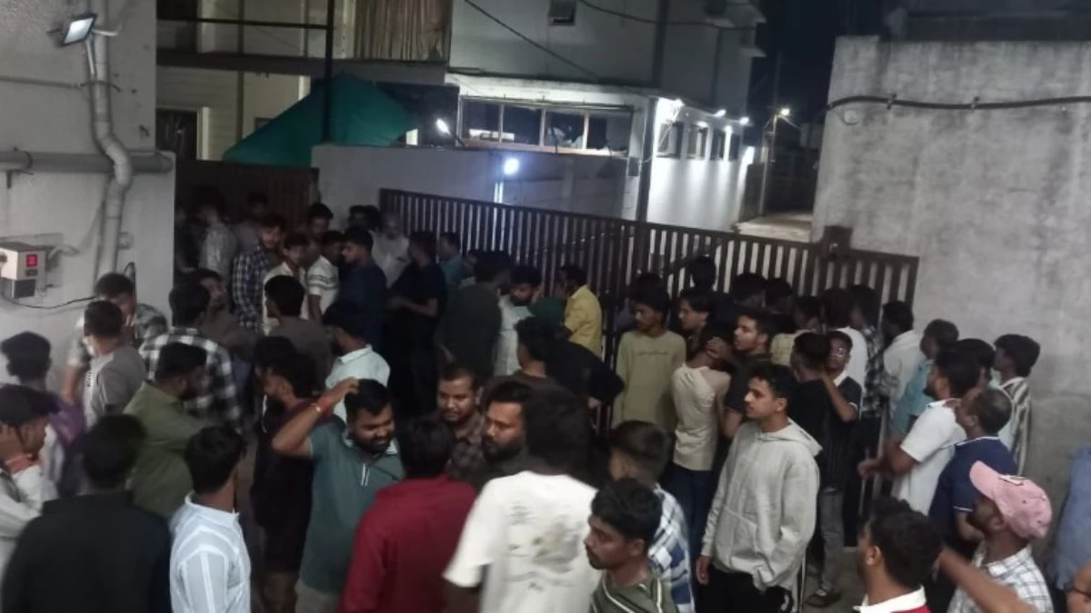 छत्तीसगढ़ में  कपड़ा व्यापारी के बेटे ने तेज रफ्तार गाड़ी से डेढ़ दर्जन लोगों को रौंदा, एक की मौत; आक्रोशित भीड़ ने घर घेरा