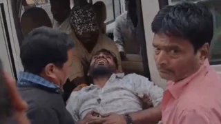 छिंदवाड़ा कलेक्ट्रेट में बड़ा हादसा, MP स्थापना दिवस की लाइटिंग लगाता मजदूर तीसरी मंजिल से गिरा, मची अफरा-तफरी