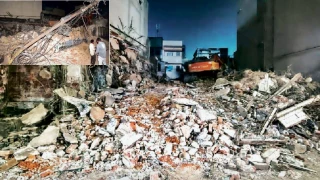 रायपुर के बूढ़ापारा में भरभराकर गिरा पुराना मकान, रास्ते बंद, 50 से ज्यादा घरों की बत्ती गुल