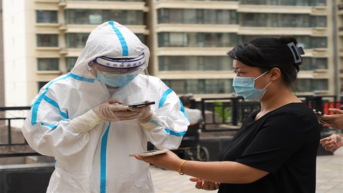 Sunday Top New LIVE: चीन में कोरोना विस्फोट से भारत अलर्ट, वैक्सीन नहीं लगवाई तो होगी यह परेशानी