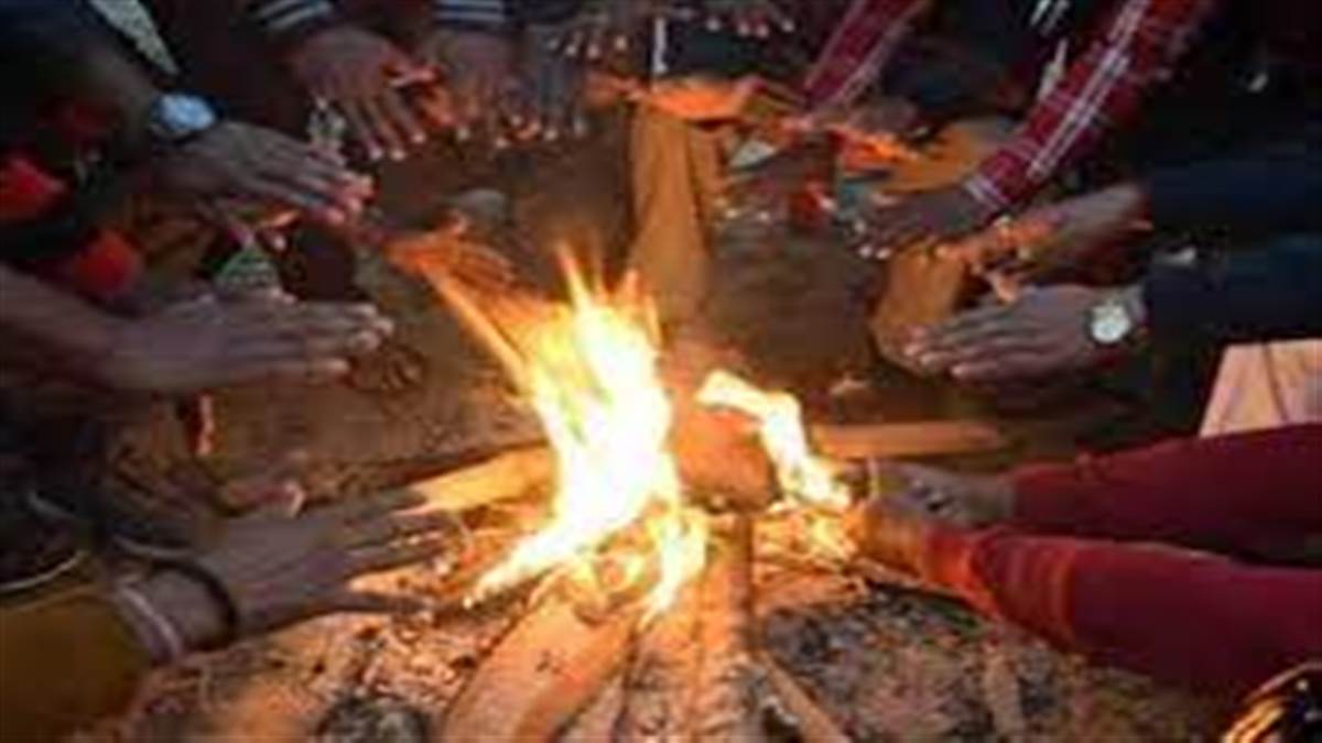 बिलासपुर शहर के 14 चौक में जलने लगे अलाव, दूसरी जगहों पर भी दी जाएगी सुविधा