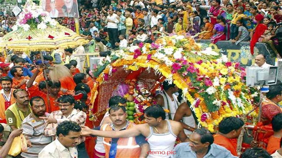 Ujjian Mahakal News: उज्‍जैन में कार्तिक मास में भगवान महाकाल की दूसरी सवारी निकली – Ujjain Mahakal News: Second ride of Lord Mahakal took place in Ujjain in Month of Kartik