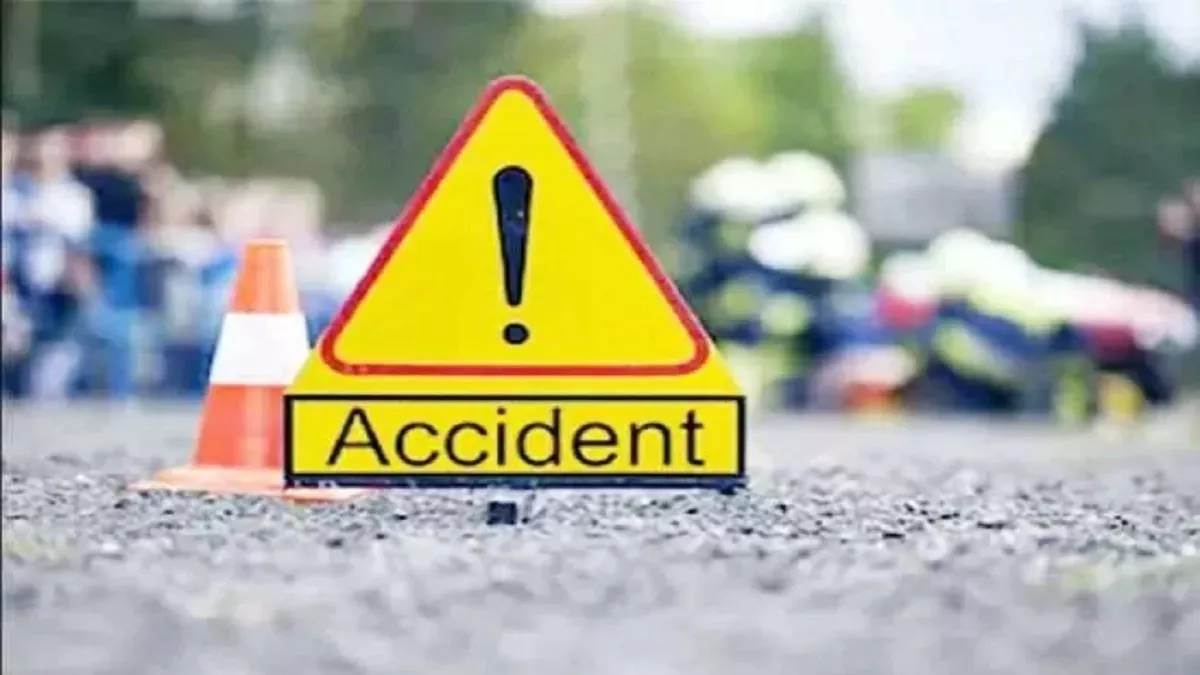 Ujjain News: कानीपुरा रोड पर बस डिवाइडर से टकराई, सात लोग घायल – Ujjain News Bus collides with divider on Kanipura Road seven people injured