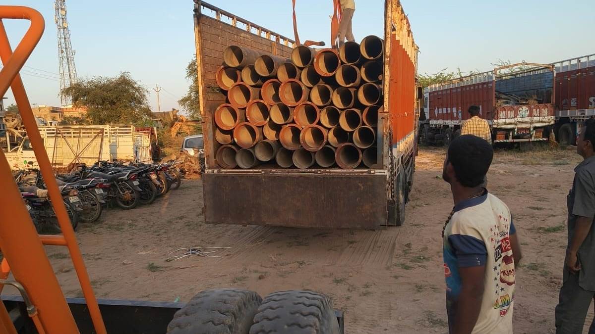 MP में हैरतअंगेज घटना, नल जल योजना के 18 लाख के पाइप जोधपुर ले गए बदमाश, फिल्मी स्टाइल में चोरी