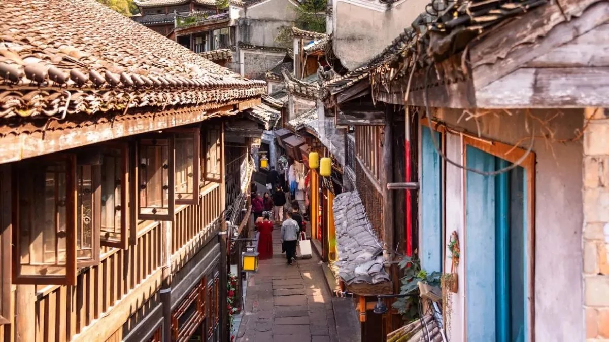 शादी, प्यार और झगड़े... हर बात के लिए दीजिए पैसे, चीन का 'जुर्माने' वाला गांव