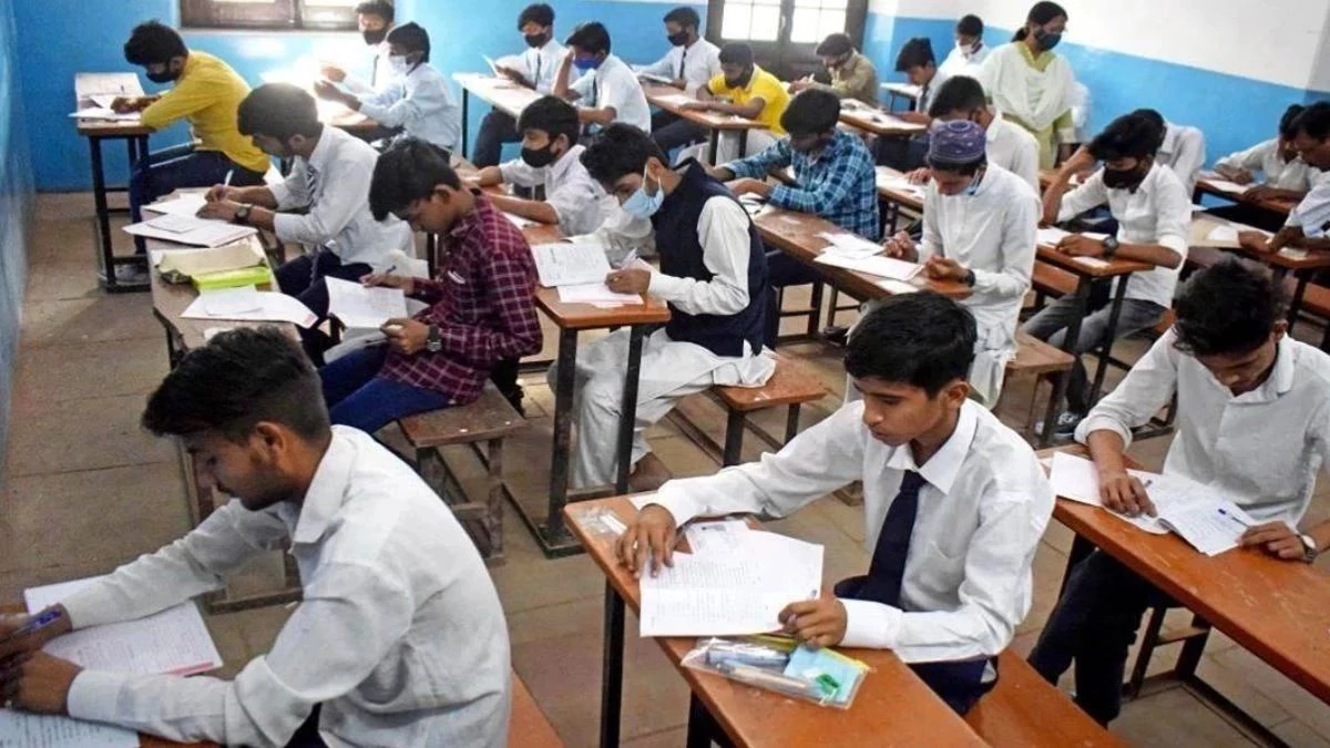 MP में परीक्षाओं का डिजिटल अवतार, AI चुनेगा 9वीं-11वीं के प्रश्न, 23 फरवरी से शुरू होंगे इम्तिहान