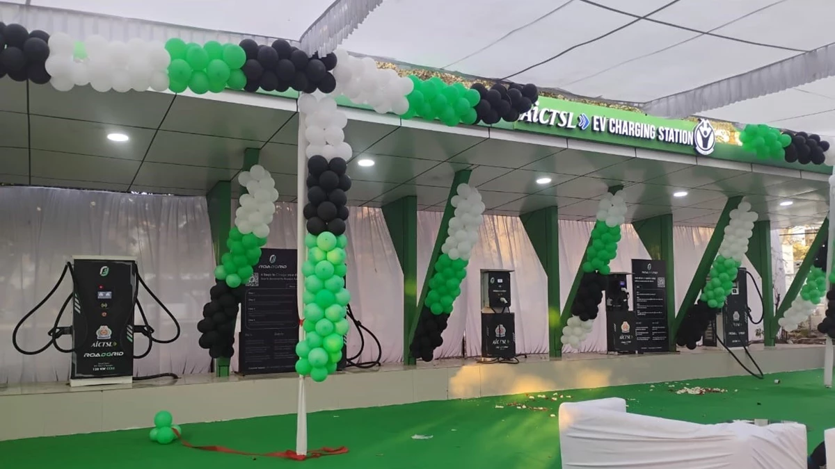 इंदौर में पहला सुपर ईवी चार्जिंग स्टेशन शुरू, 45 मिनट में चार्ज होगी कार