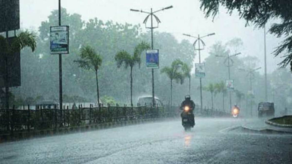 MP Weather News: मध्यप्रदेश के इन शहरों में 24 घंटे के अंदर बारिश के आसार, ठंड की होगी वापसी