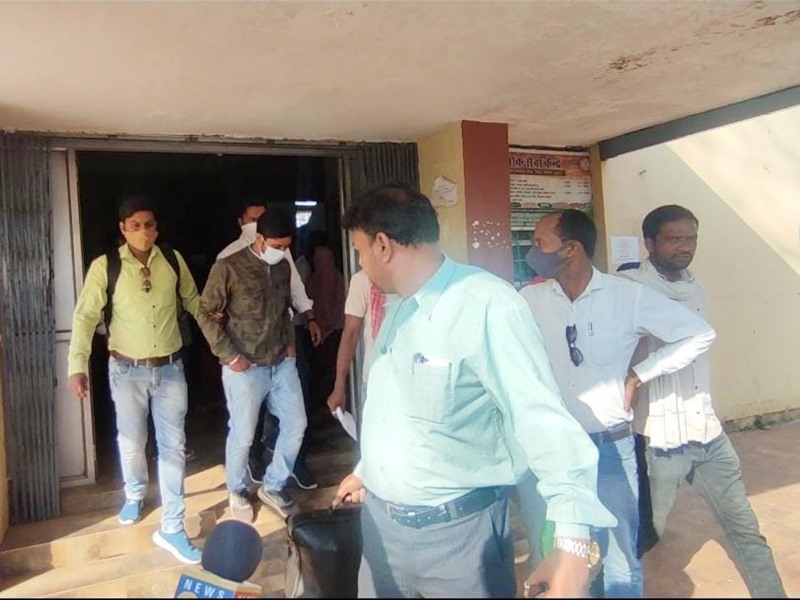 छत्‍तीसगढ़ बेमेतरा के साजा एसडीएम कार्यालय का क्लर्क 10 हजार रुपये घूस