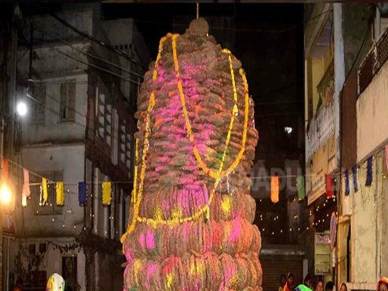 Kanda Holi Burning For 11 Years To Maintain Tree Cow Dynasty And Tradition