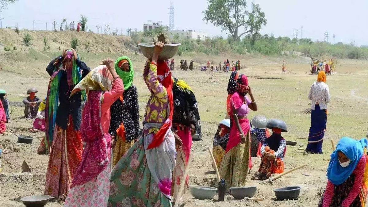 MNREGA Wage Rates Hike: मोदी सरकार ने 3 से 10 फीसदी तक बढ़ाई मनरेगा मजदूरी, देखिए राज्यवार लिस्ट