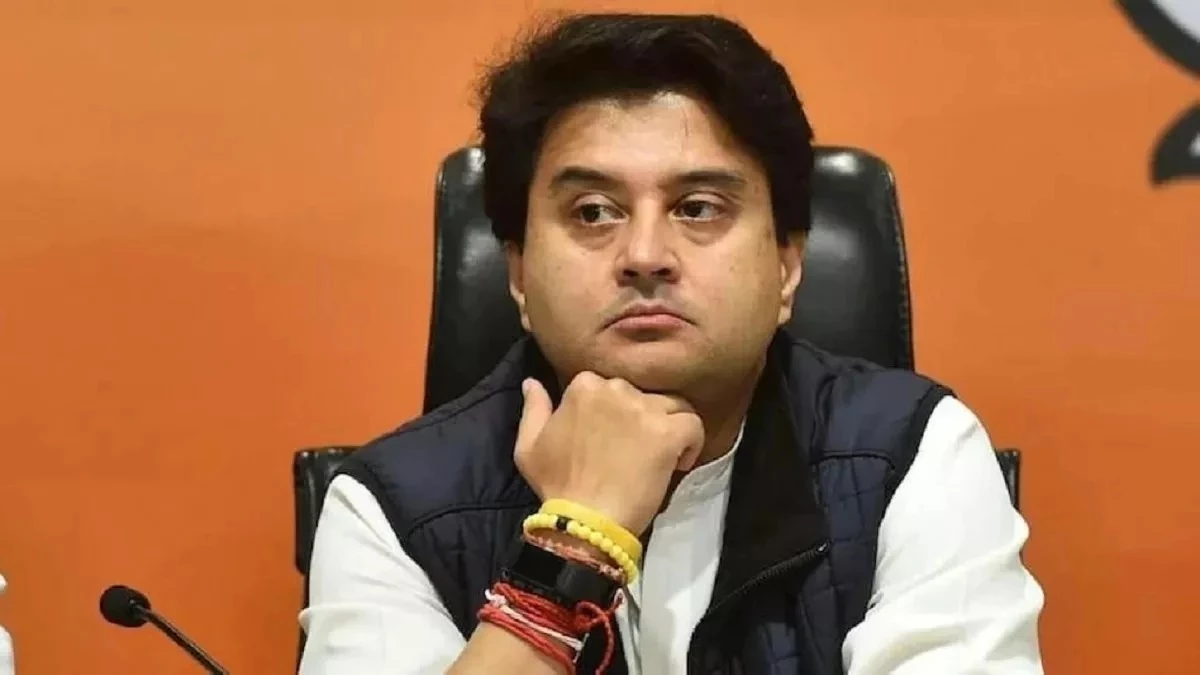 MP Politics: भाजपा संगठन से सिंधिया की दूरी चर्चा में, समर्थक मंत्री ने कही ग्वालियर के साथ अन्याय की बात