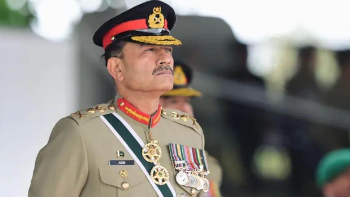 पाकिस्तान के सेना प्रमुख असीम मुनीर कहां हैं? पहलगाम हमले के बाद देश छोड़कर भागे, सोशल मीडिया पर ट्रेंड