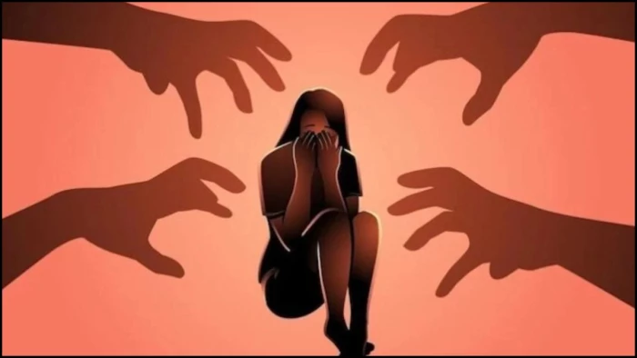 विवाहिता से सामूहिक दुष्कर्म, थाने से भगा दिया तो खाया जहर - पीड़िता को जिला अस्पताल में कराया भर्ती