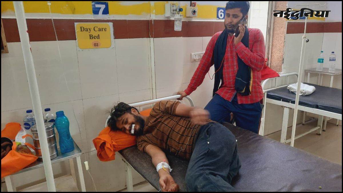 पूजा के दौरान युवक ने काटी जीभ, मंदिर में माता को किया अर्पित, भिंड के जिला अस्पताल में हालत गंभीर