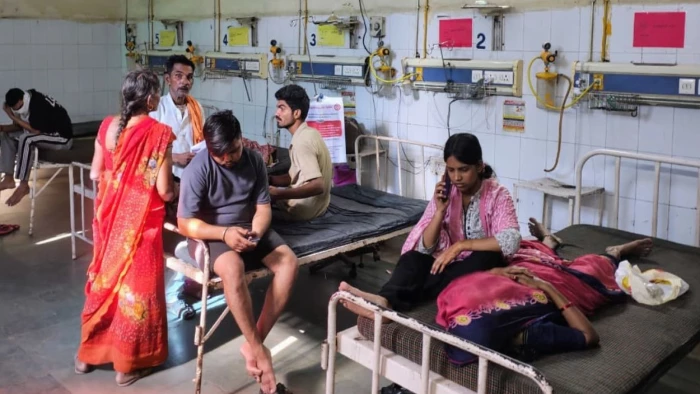 जेएएच की बदहाली... इमरजेंसी से ट्रामा सेंटर तक, इलाज के नाम पर सिर्फ इंतजार