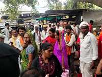 Fertilizer Crisis in Dindori : खाद की समस्या को लेकर गोदाम में किसानों ने किया हंगामा