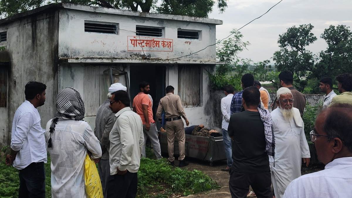 सिवनी में NH 44 पर दुघर्टना, लिफ्ट देकर जैसे ही आगे बढ़ी बाइक, बस ने टक्कर से दो की मौत