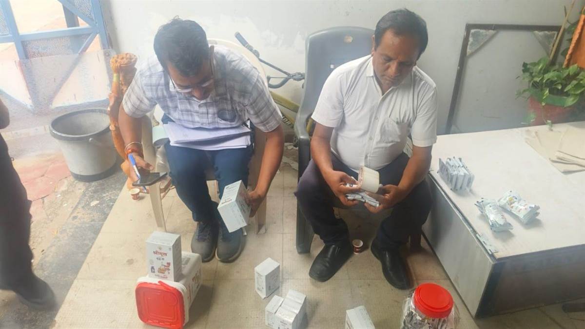 इंदौर में दो प्रतिष्ठानों से 2165 किलो संदिग्ध घी किया जब्त, एक प्रतिष्ठान कराया बंद