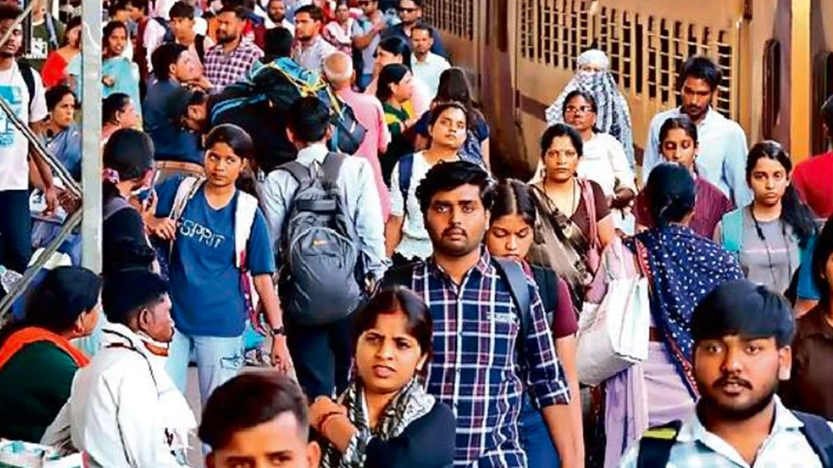 Indian Railway: दीपावली और छठ पूजा पर ट्रेनों से यात्रा नहीं होगी आसान, अभी से नो रूम की स्थिति