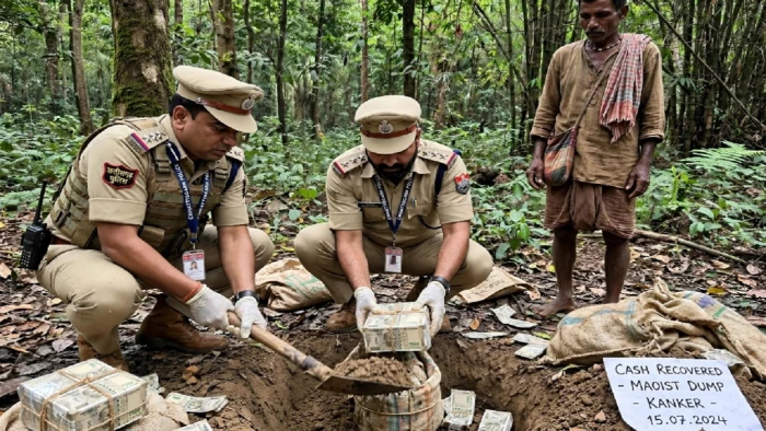 कांकेर में माओवादी डंप के 20 लाख गायब, दो डीएसपी पर बंटवारे का आरोप, एसपी ने रिपोर्ट भेजी