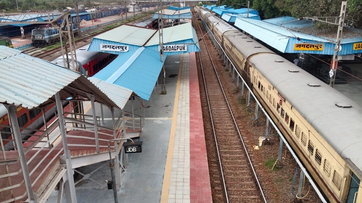 बंगाल की खाड़ी में उठे चक्रवाती तूफान मोंथा के प्रभाव से बस्तर से चलने वाली सभी यात्री ट्रेनें निरस्त