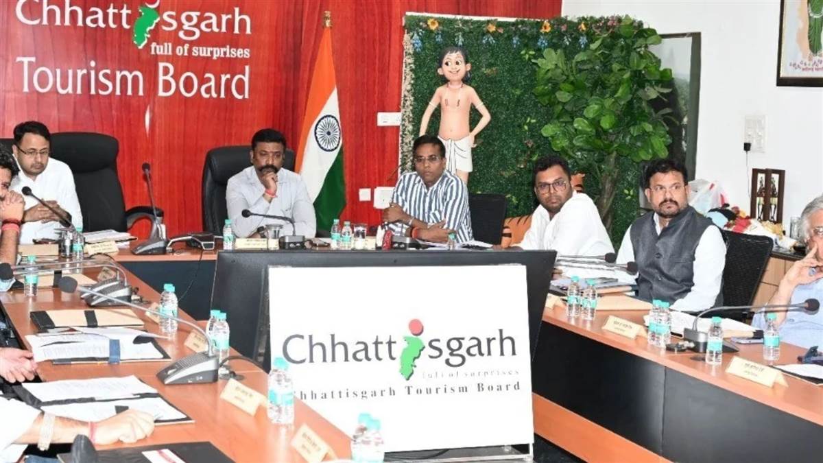 छत्तीसगढ़ में अब एक ही जगह दिखेंगे राजसी अस्त्र-शस्त्र और बेशकीमती धरोहर, सरकार बनाएगी 'रियासत वीथिका'