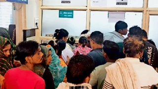 ग्वालियर के सरकारी अस्पताल में प्राइवेट कंपनी को ठेके से मेडिकल जांचों का टोटा, मरीजों पर खर्च का बोझ