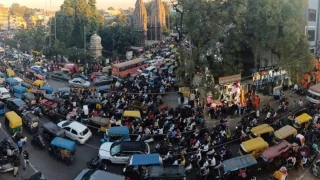 इंदौर के बदहाल ट्रैफिक पर हाई कोर्ट सख्त, गृह विभाग के प्रमुख सचिव को व्यक्तिगत रूप से उपस्थित रहने के आदेश