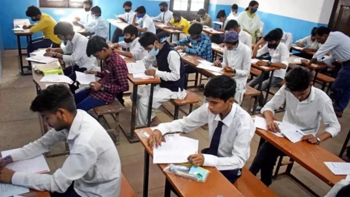 छत्तीसगढ़ में इस बार 10 दिन पहले शुरू होगी बोर्ड की परीक्षा, समय पर सिलेबस पूरा करने की चुनौती