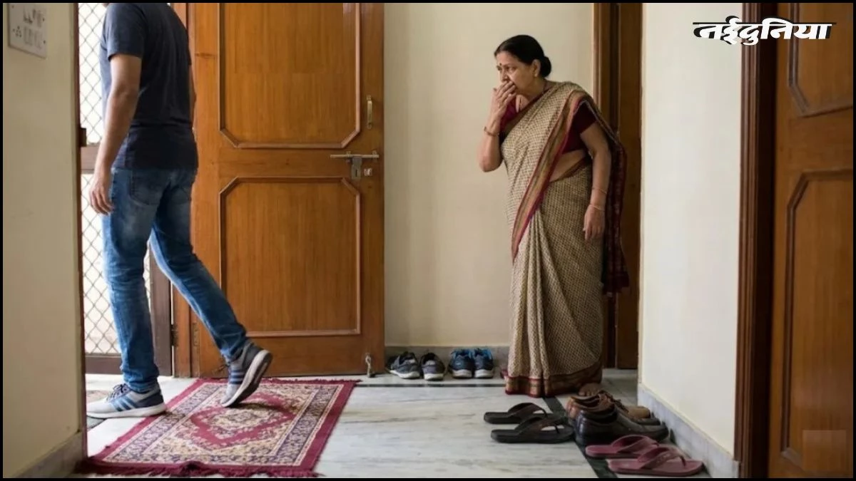 सावधान! क्या आप भी घर के अंदर पहनते हैं जूते-चप्पल? Feng Shui के अनुसार हो सकती हैं ये बड़ी परेशानियां