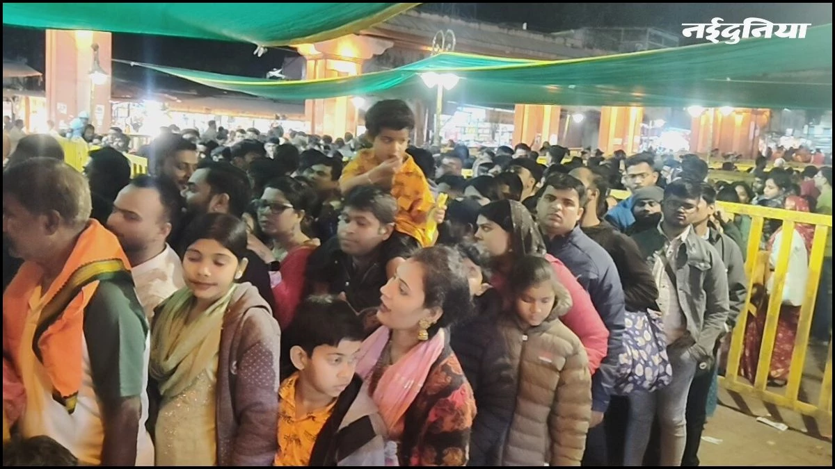 ओंकारेश्वर में उमड़ा आस्था का सैलाब, एक दिन में 70 हजार भक्तों ने किए दर्शन, 5 जनवरी तक रहेगा 'हाउसफुल'