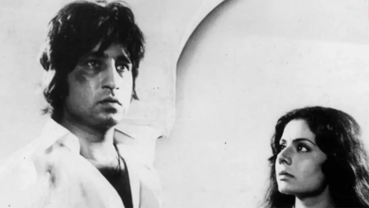 बॉलीवुड की सबसे बड़ी फ्लॉप... 12 बजे रिलीज हुई फिल्म और 12:15 पर थिएटर्स से हटा दी गई